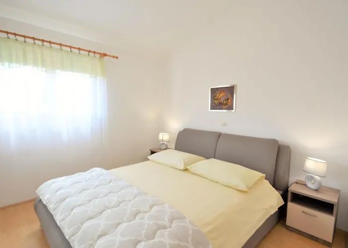 Denise-2 By Interhome