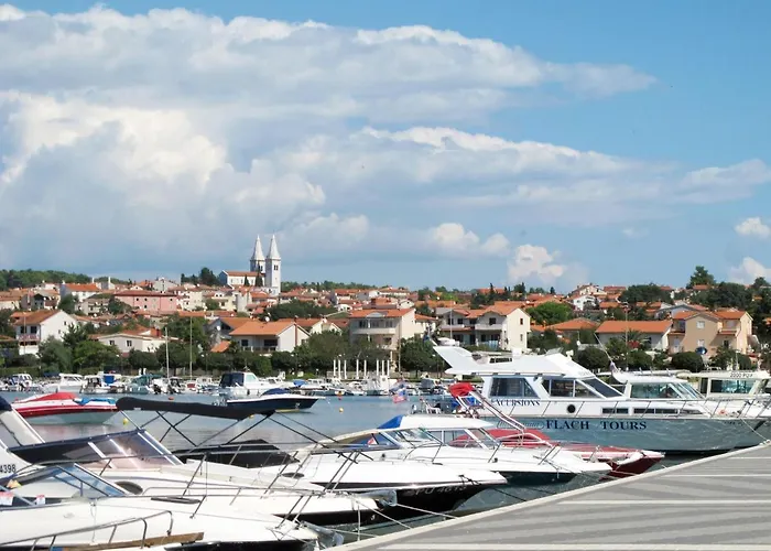 Denise-2 By Interhome