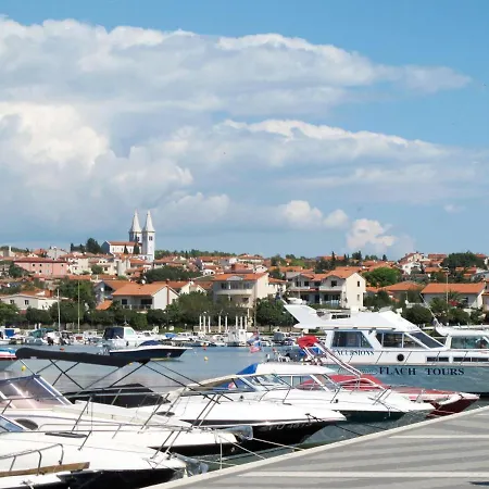 Denise-2 By Interhome